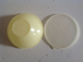 Tupperware. Bakje.