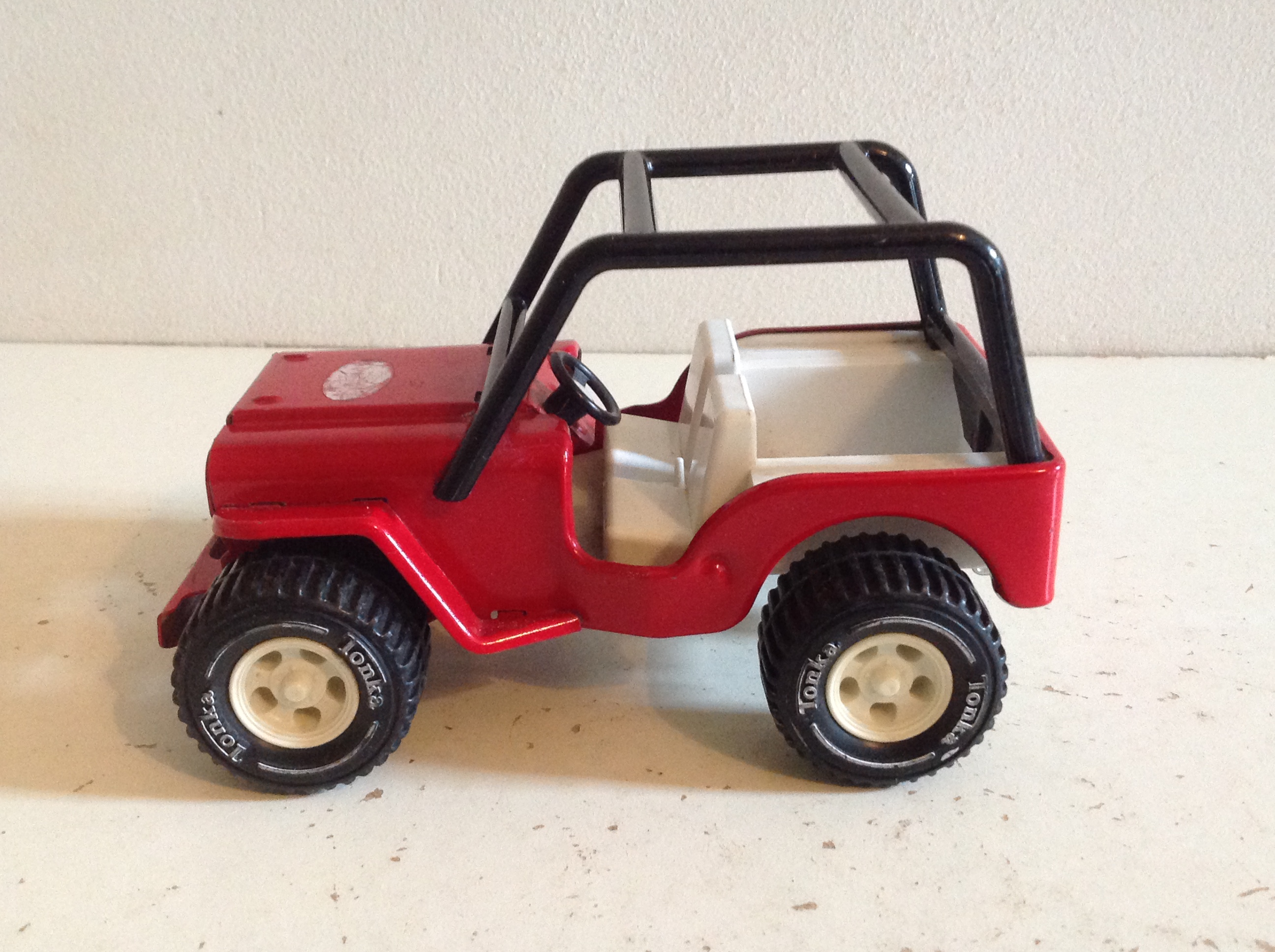 Jeep. Tonka.