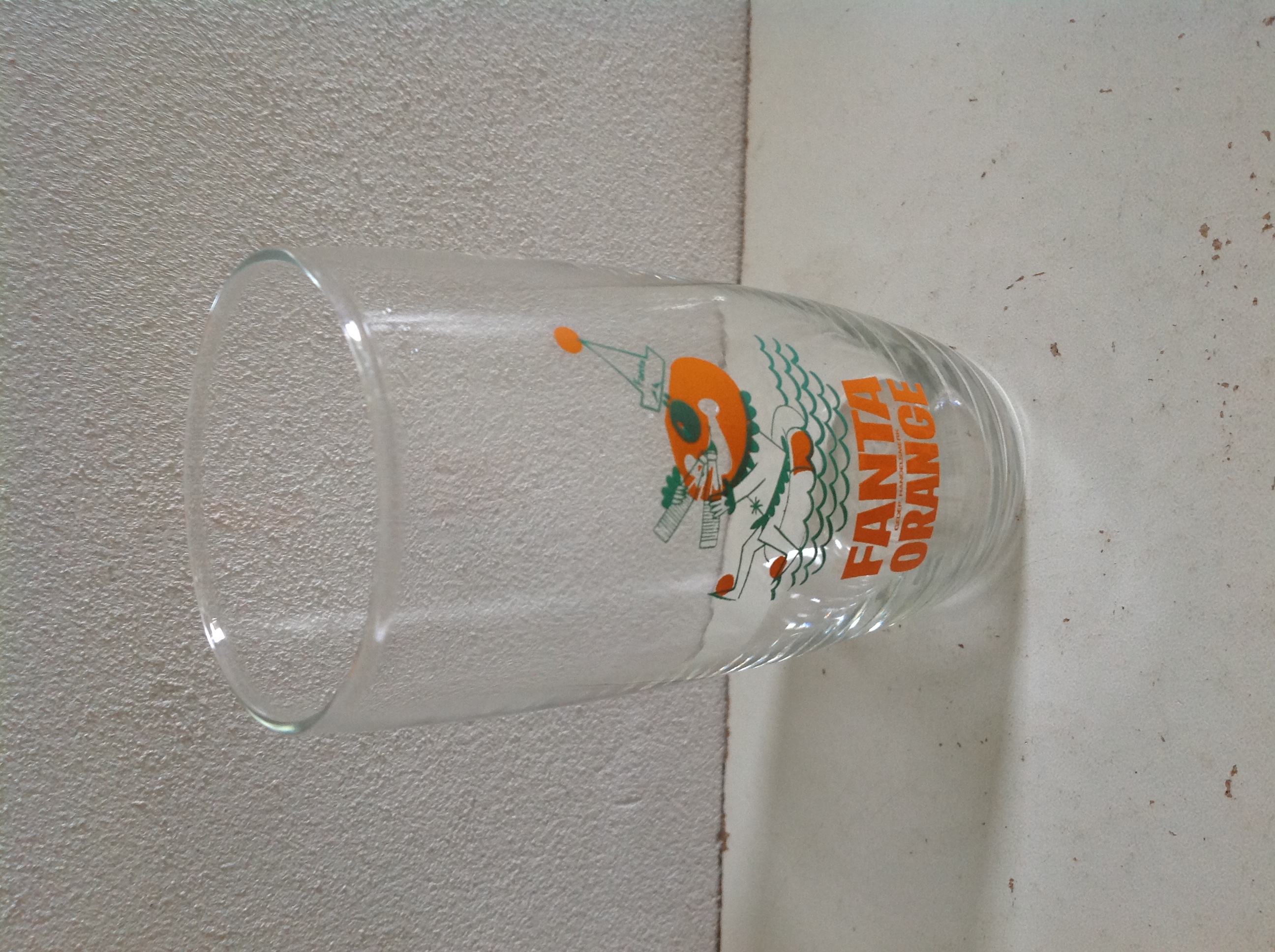Set glazen. Fanta.