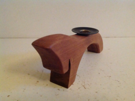 Houten design kandelaar. Zweeds.