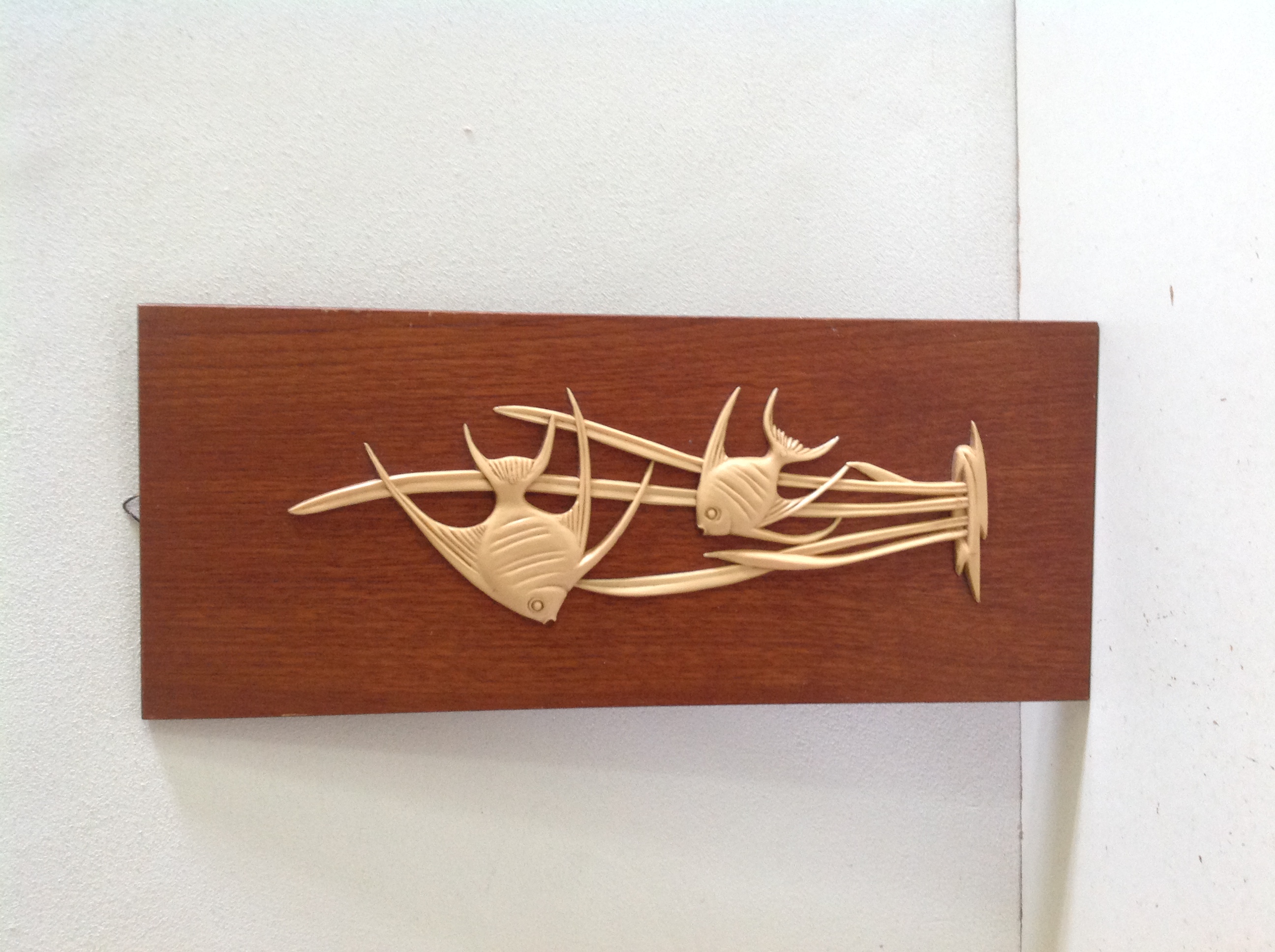Wanddecoratie.  Vissen in de waterplanten.