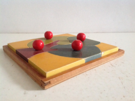 Schoolpuzzel. Hout.