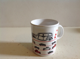 Mok. Ik hou van auto’s.