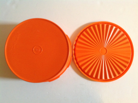 Voorraadbak. Tupperware.