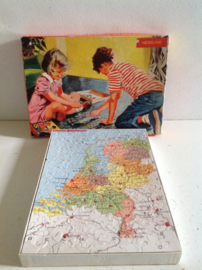 Puzzel. Aardrijkskunde.