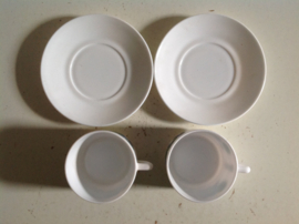 Kop en schotel. Arcopal. Lotus.