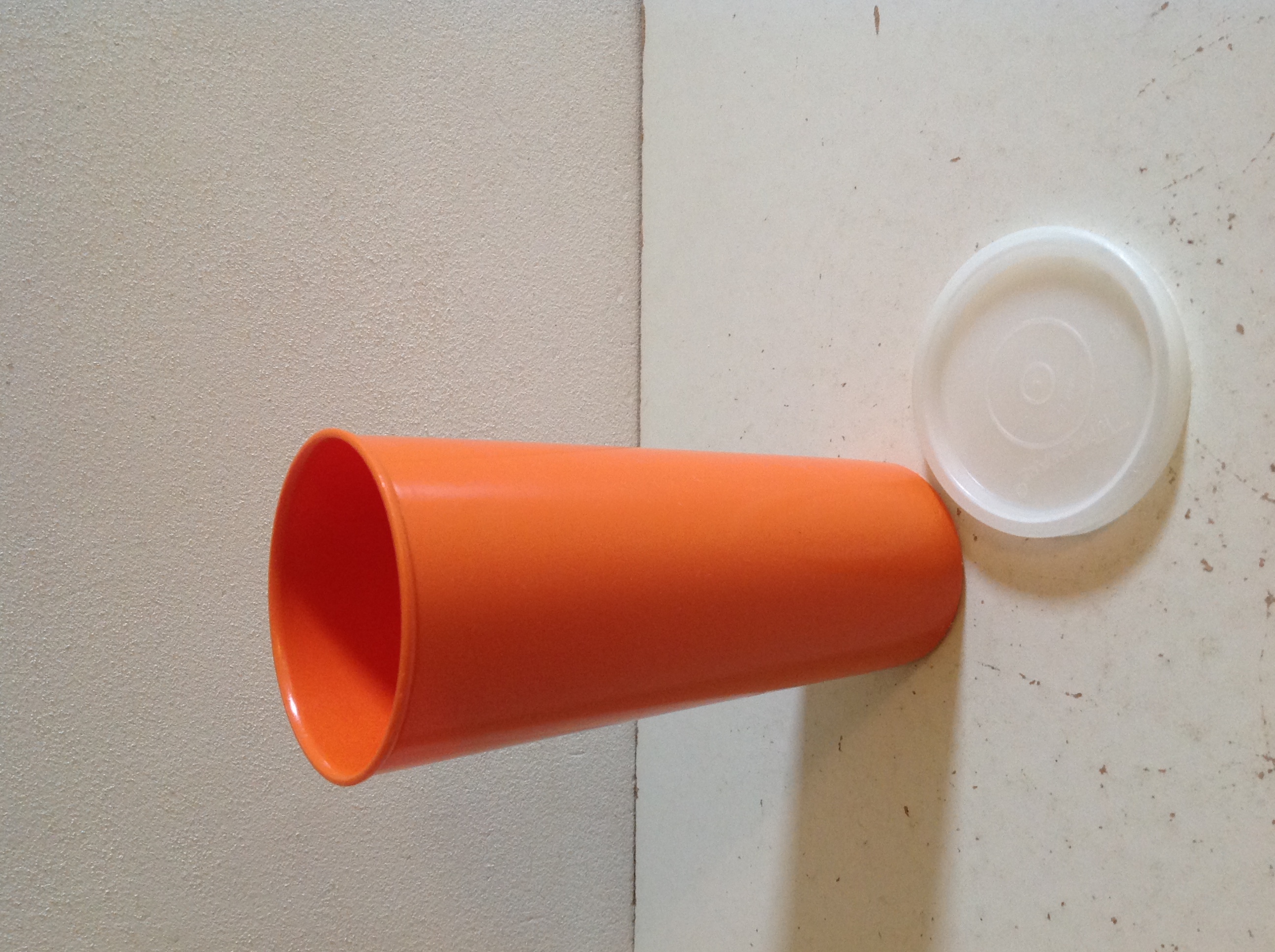Drinkbeker. Tupperware.