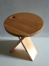 Design kruk. Opvouwbaar. Suzy Stool