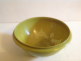 Vergiet. Tupperware.
