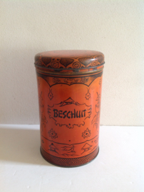 Beschuitblik. Aziatisch.