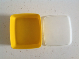 Tupperware. Bakje.