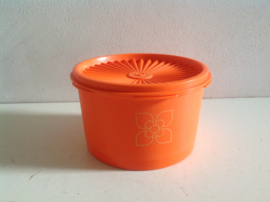 Tupperware bakje. Oranje.