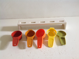 Maatlepel set met rek. Tupperware.
