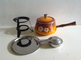 Fondue set. Emaille.