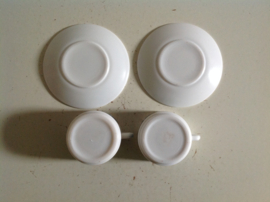 Kop en schotel. Arcopal. Lotus.