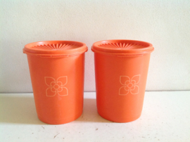 Voorraadbus. Tupperware.