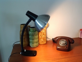 Bureau-/tafellamp. HALA Zeist