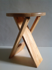 Design kruk. Opvouwbaar. Suzy Stool