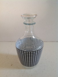 Borrelset. Glazen fles met 6 glazen. 60’s.