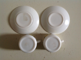 Kop en schotel. Arcopal. Lotus.