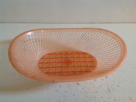 Plastic mandje.