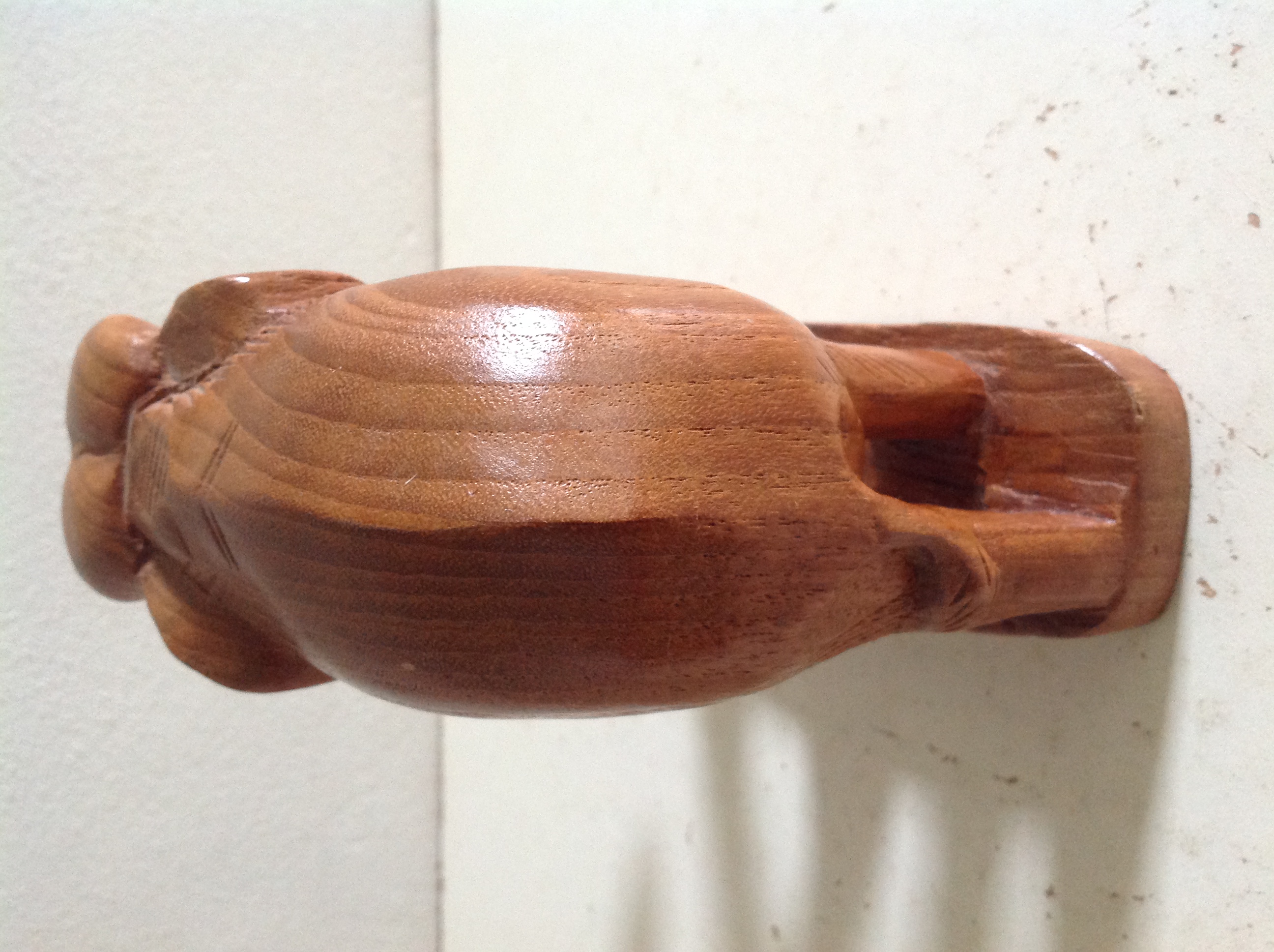 Olifant. Hout.