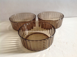 Schaal. Rookglas. Arcopal.