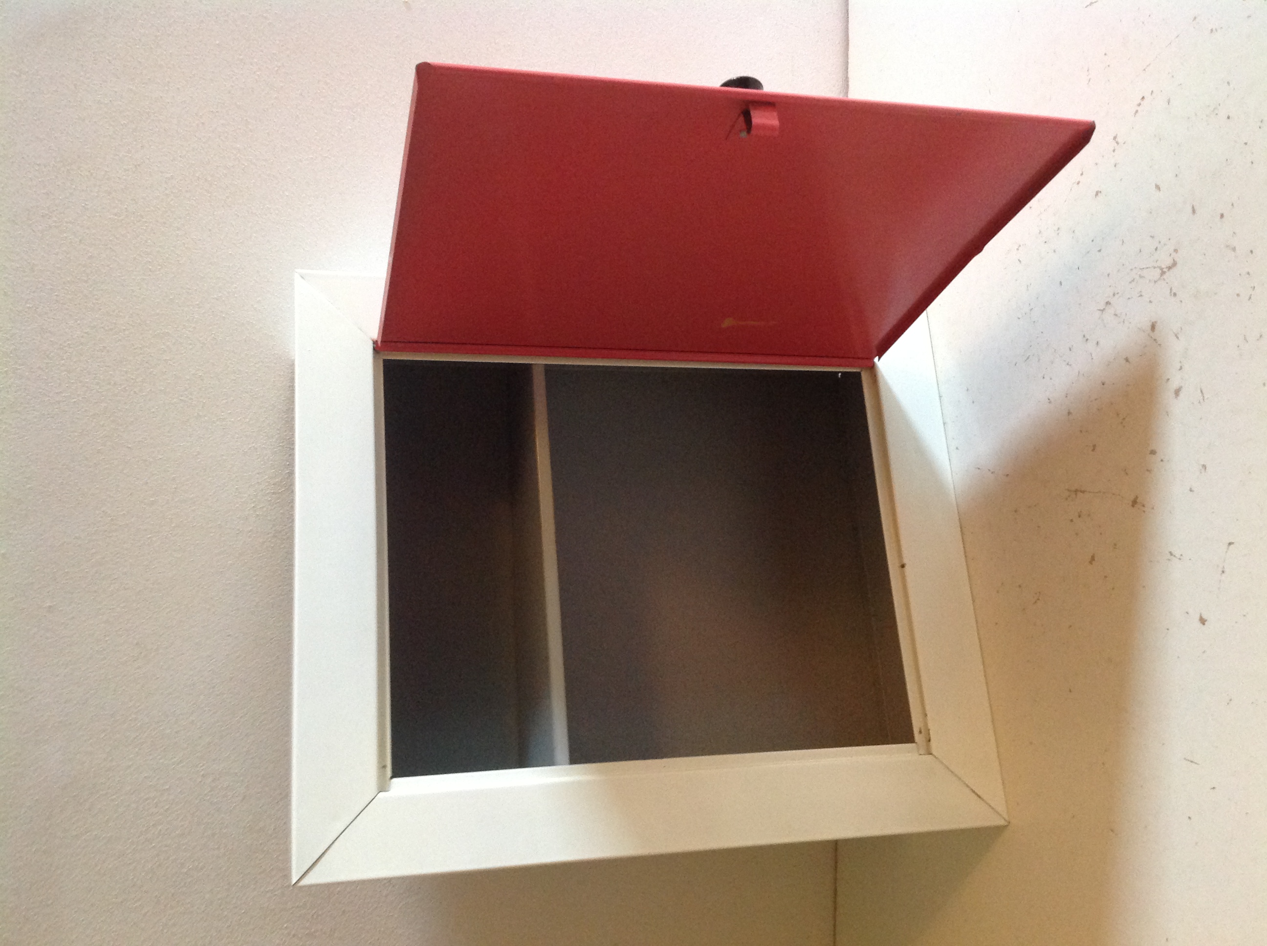 Badkamerkastje/medicijnkastje.