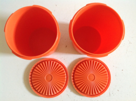 Voorraadbus. Tupperware.