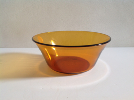 Schaal. Duralex. Rookglas.