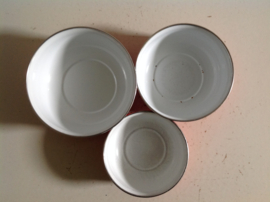 Set emaille schaaltjes.