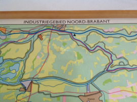 Oude schoolplaat.  Industriegebied Noord-Brabant.