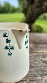 Kan groen , bruin/ pitcher