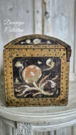 Bruiddkist/18th century Bridal chest
