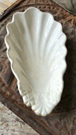 Frans schaaltje schelp/ironstone shell