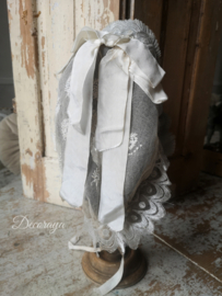 Victoriaanse Bonnet /French bonnet