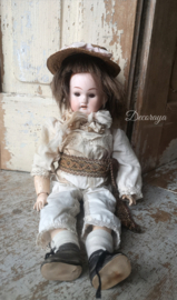 Antiek popje /antique doll