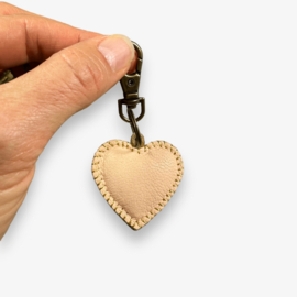 Keychain leather heart 9