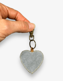 Sleutelhanger leren hart 18