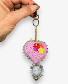 Keychain heart crocheted 20