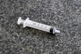 Syringes (4 pieces)