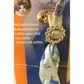 Nobby stoffen kattenhalsband met hartje en siergesp