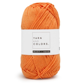 YARN AND COLORS MUST-HAVE 016 CANTALOUPE