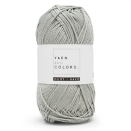 YARN AND COLORS MUST-HAVE 093 COLD GREEN