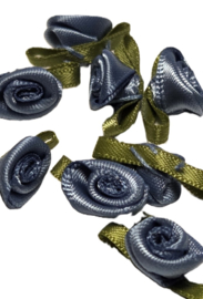 Gutermann Blauwe Satijnen Roosjes (10 stuks)