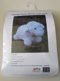 zz Haakpakket Funny Furry Sheep Soft grijs