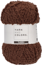YARN AND COLORS FURRY 028 Soil