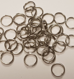 Zilverkleurige sleutelhanger ringetjes 10mm  (25 Stuks)