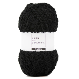 YARN AND COLORS FURRY 100 BLACK