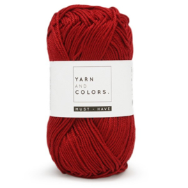 YARN AND COLORS MUST-HAVE 030 RED WINE